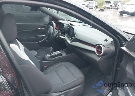 2024 Chevrolet Trax Fwd 1Rs from USA, damaged, VIN KL77LGE29RC185246